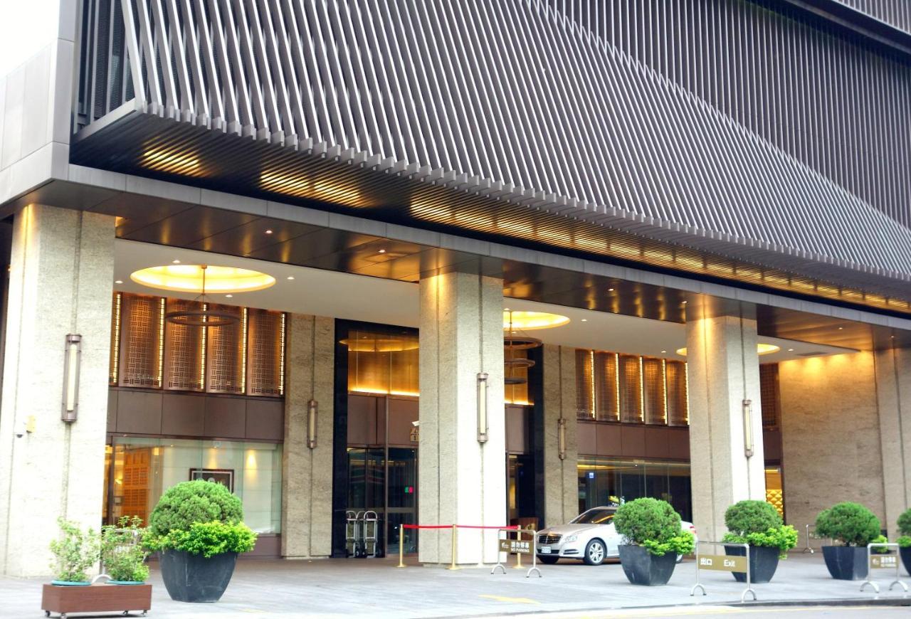 Corner Inn Taichung Exteriör bild